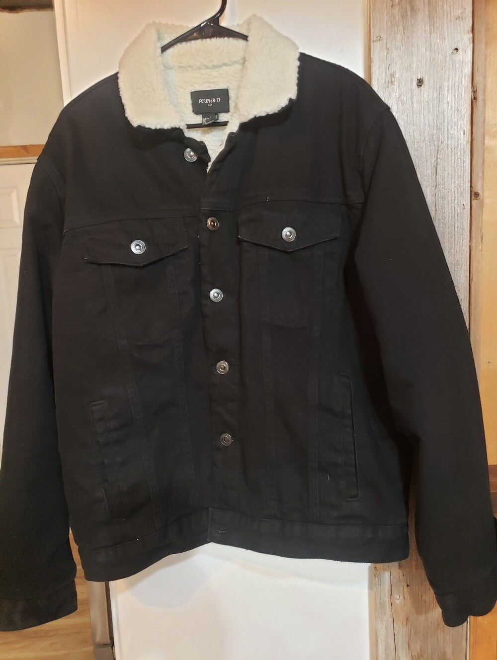 Forever 21 Black Denim Trucker Jacket Men L Sherpa Lining Button Front